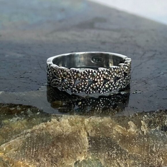 Sterling Silver 925 5mm Floral Leaf Marcasite Openwork Pierced Band Ring Sz 5.75 - Picture 6 of 16